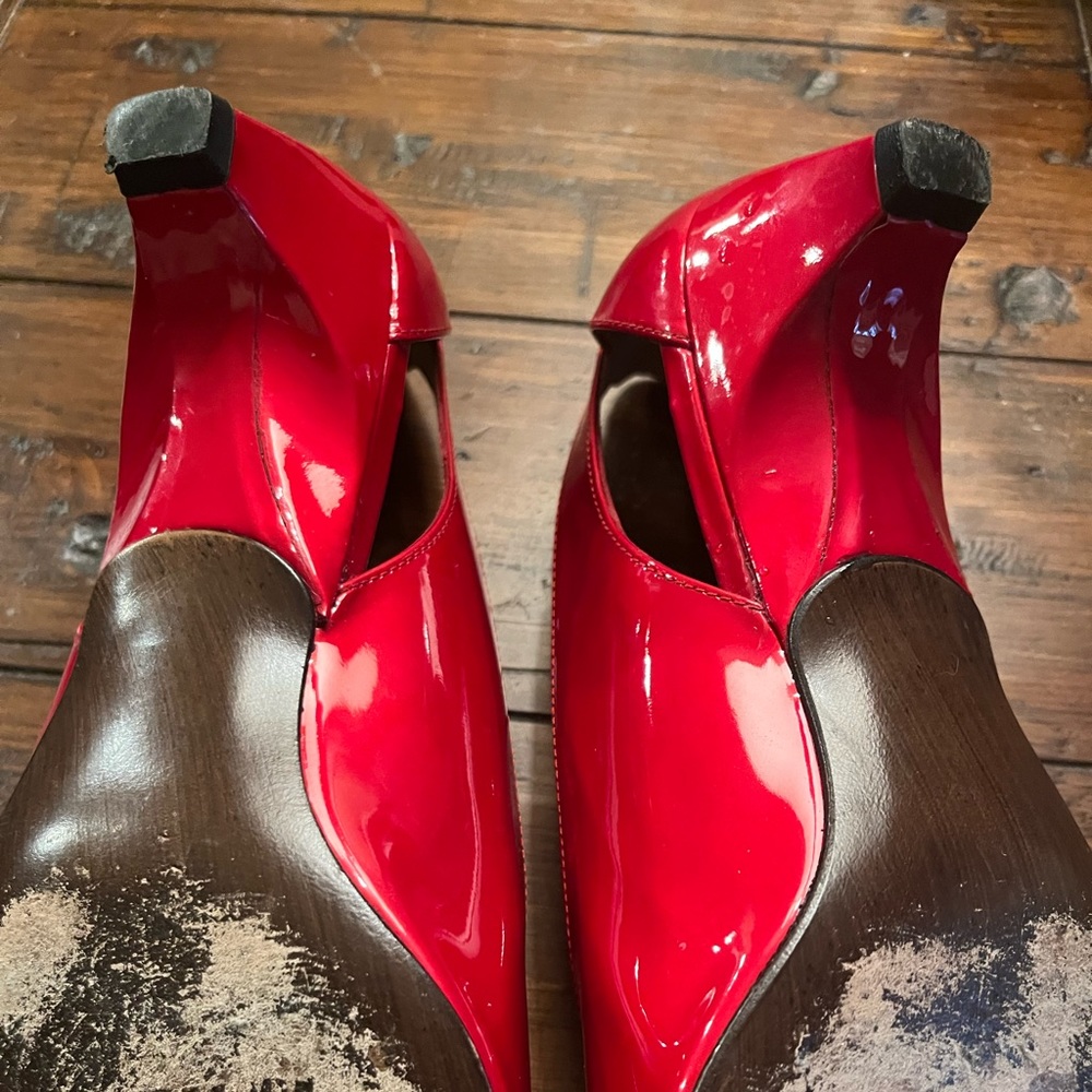 Stuart Weizman “Ruby Slippers “! Size 6 Patent Le… - image 4